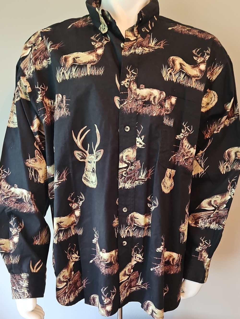 Buck Print Button-Up Deer Print Shirt